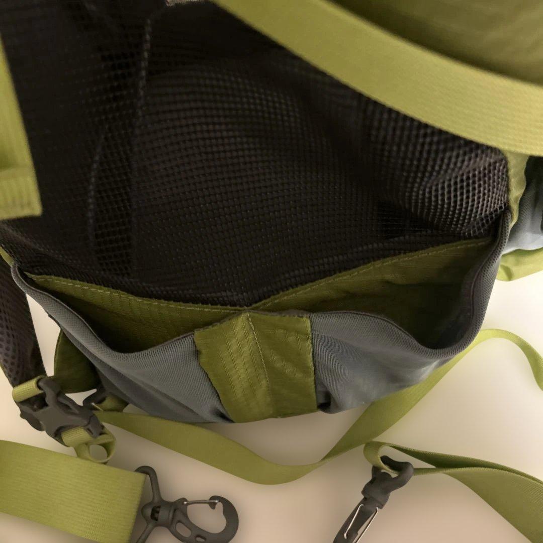 モンベル 犬用　リュック　グリーン系