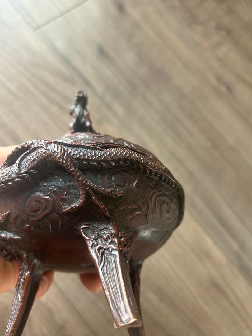 米田秀保 造 鋳銅製 蝋型 麒麟摘 雲龍地文細密彫 三足香炉 茶道具 香道具