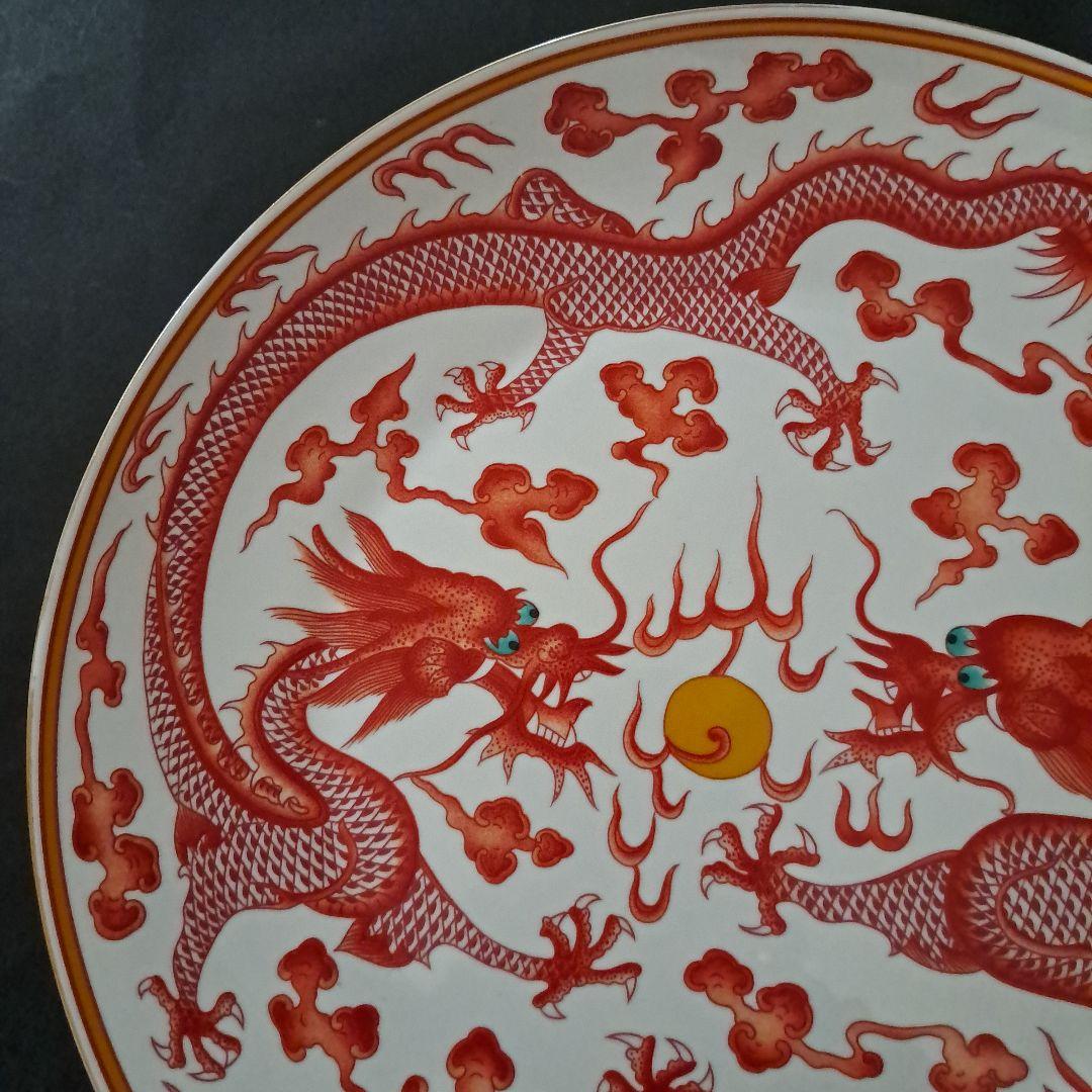 中国美術　清乾隆年製　双龍図　飾り皿　　赤絵金彩