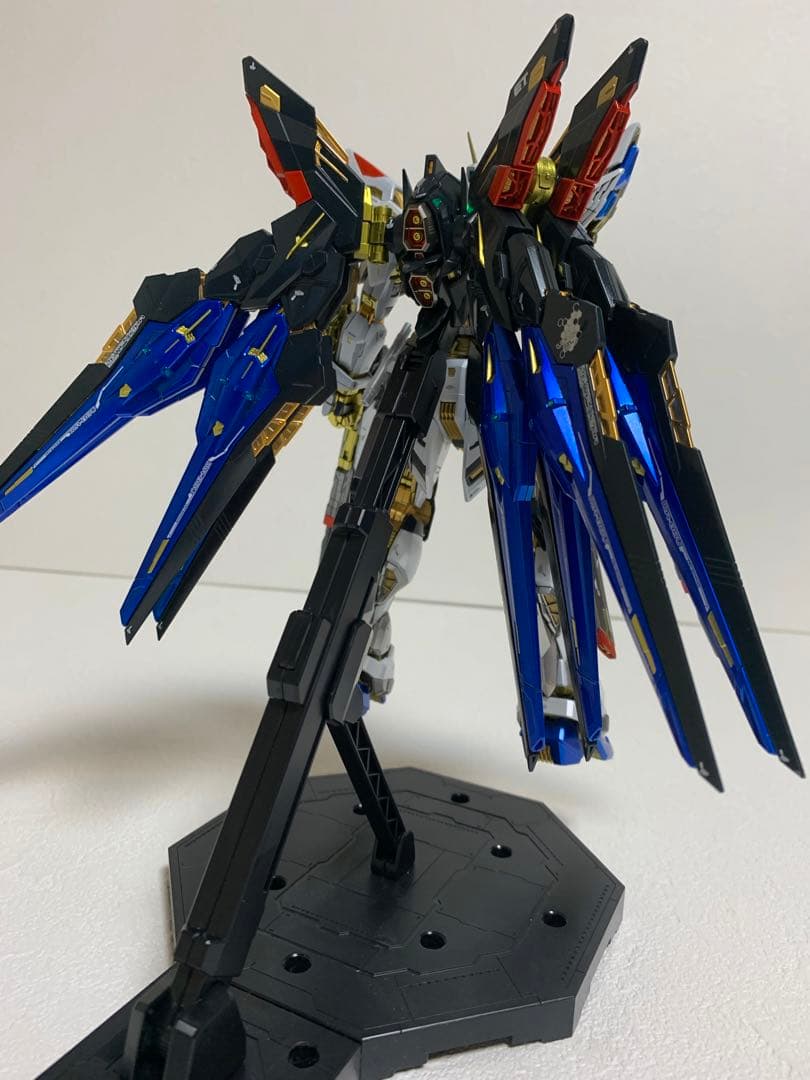 MGEX ストライクフリーダムガンダム　塗装済み完成品