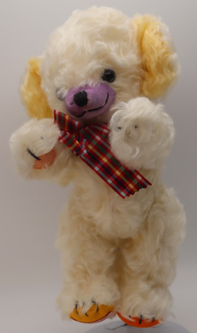 チーキー・フルーツケーキ26cm MERRYTHOUGHT 2001年