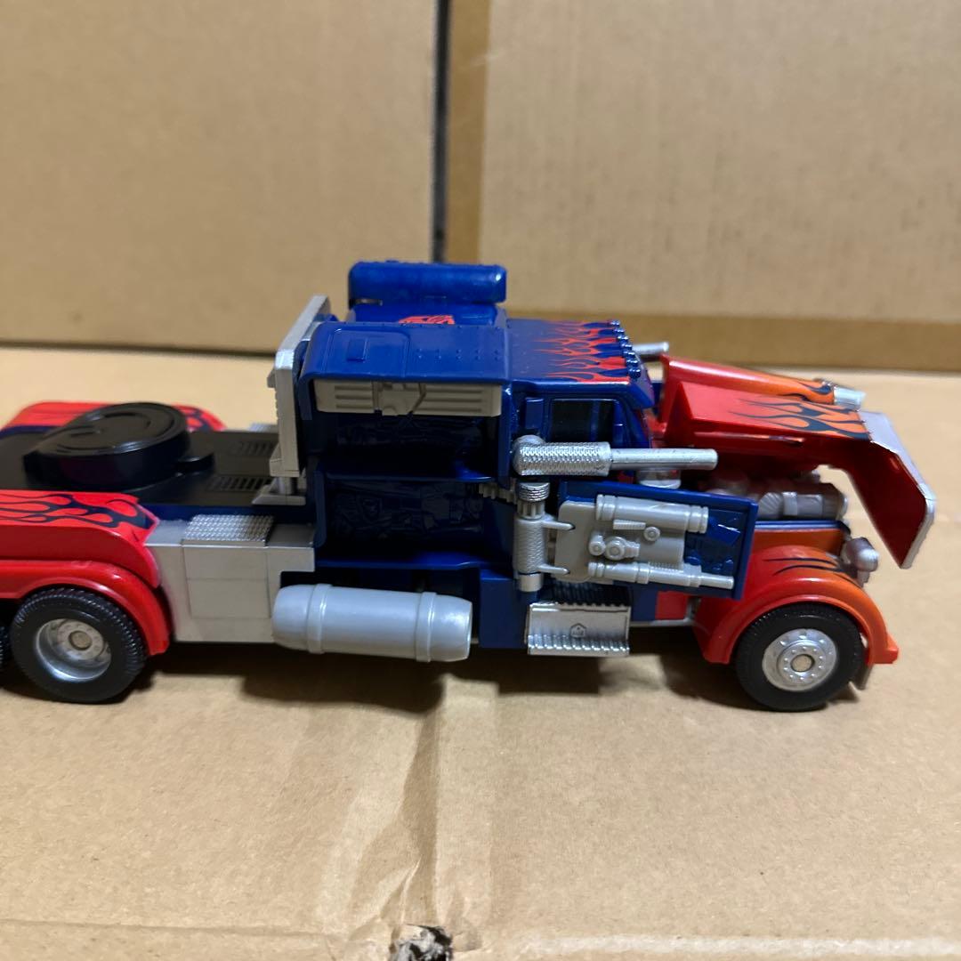 トランスフォーマーステルスフォース　オートチェンジビークル オプティマスプライム