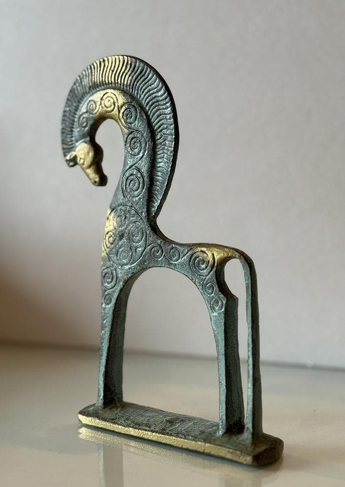 古代ギリシャ　スパルタ　ブロンズ製　馬の像　幾何学時代　レプリカ