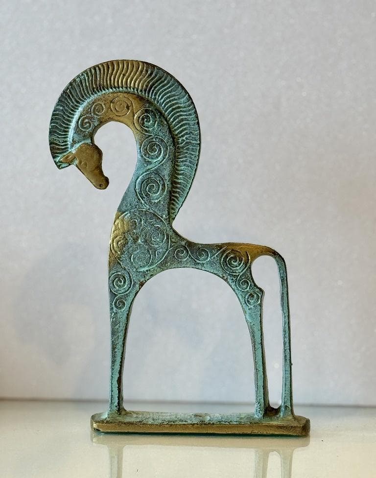 古代ギリシャ　スパルタ　ブロンズ製　馬の像　幾何学時代　レプリカ