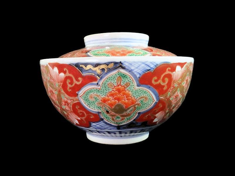 古伊万里　金襴手　七宝紋に菊花四方襷紋の図　大振蓋茶碗　A531AS-CJb