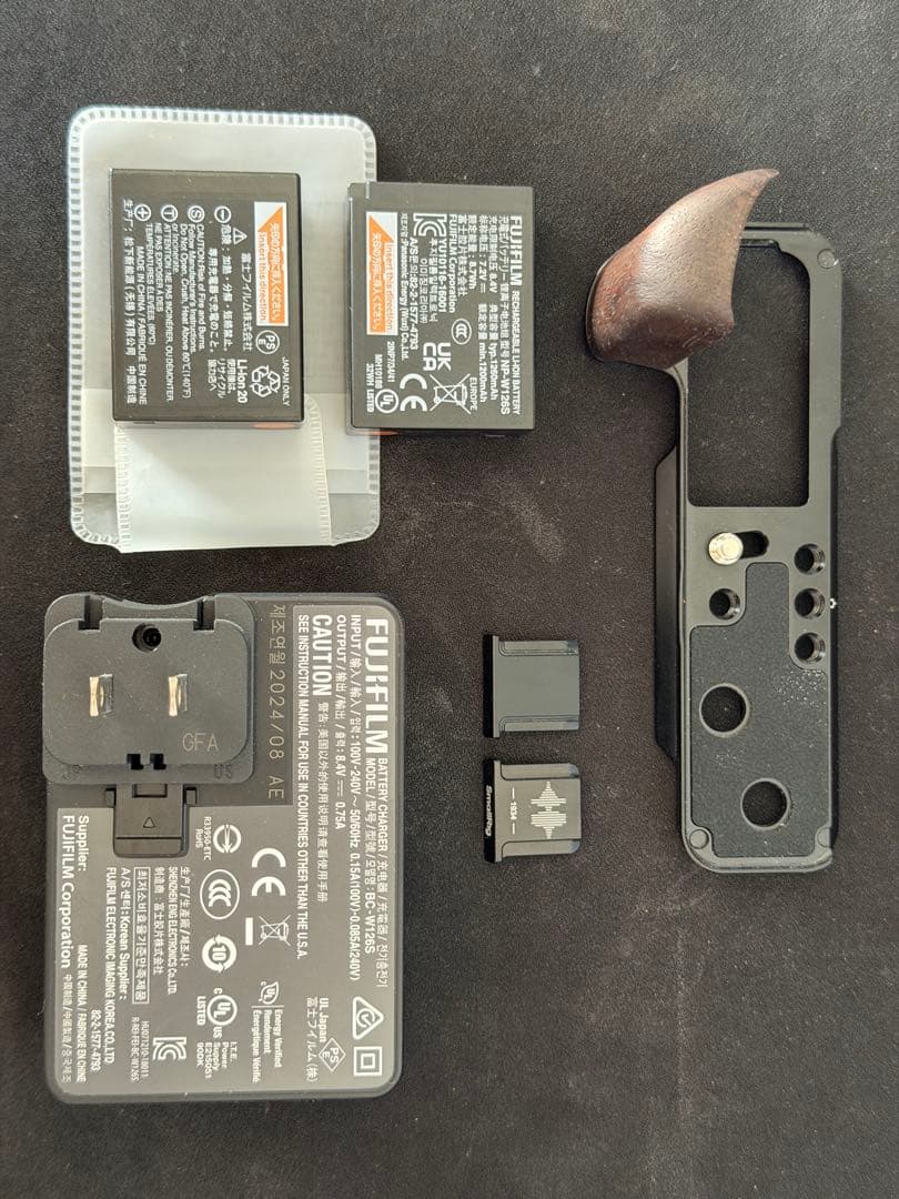 FUJIFILM X100VI •4月までの保証付き+おまけ多数