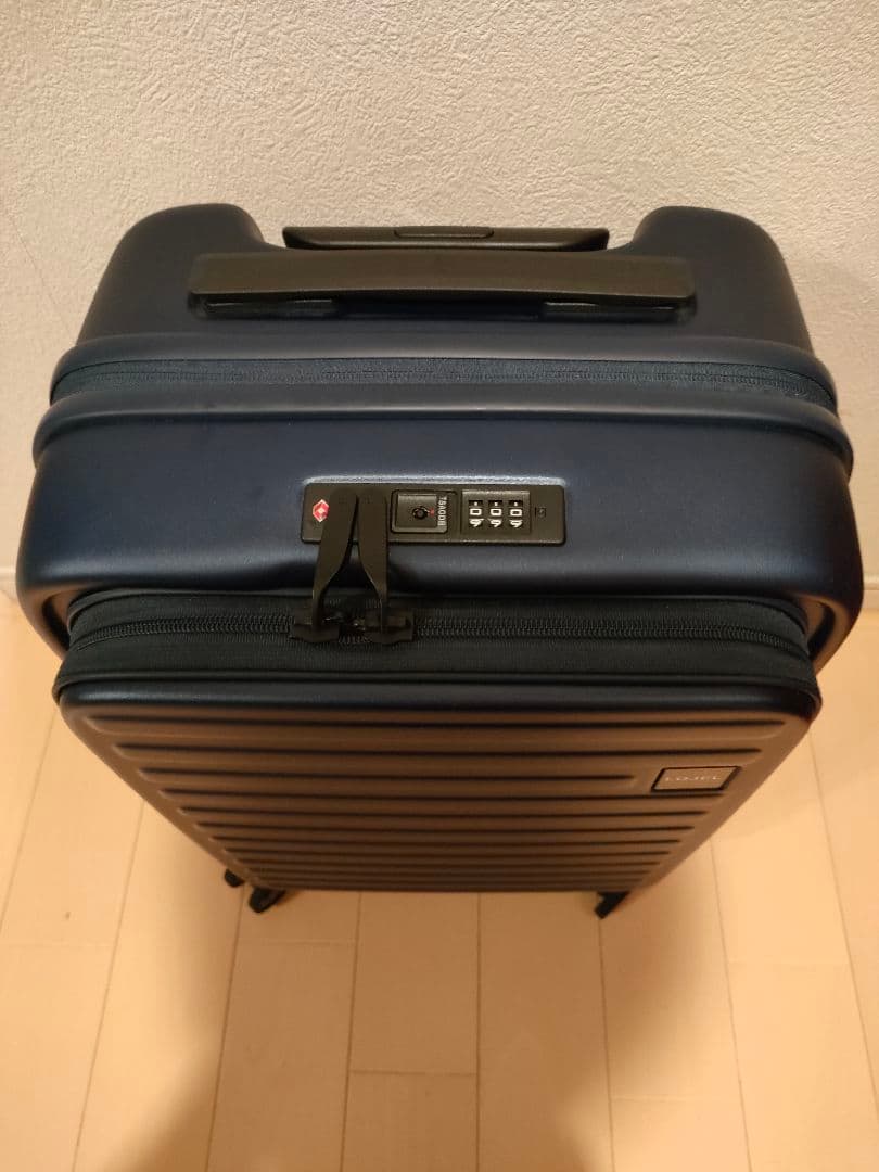 LOJEL　Cubo　スーツケース　ネイビー　S　機内持ち込み　TSAロック