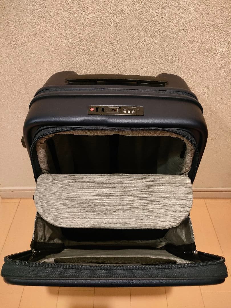 LOJEL　Cubo　スーツケース　ネイビー　S　機内持ち込み　TSAロック