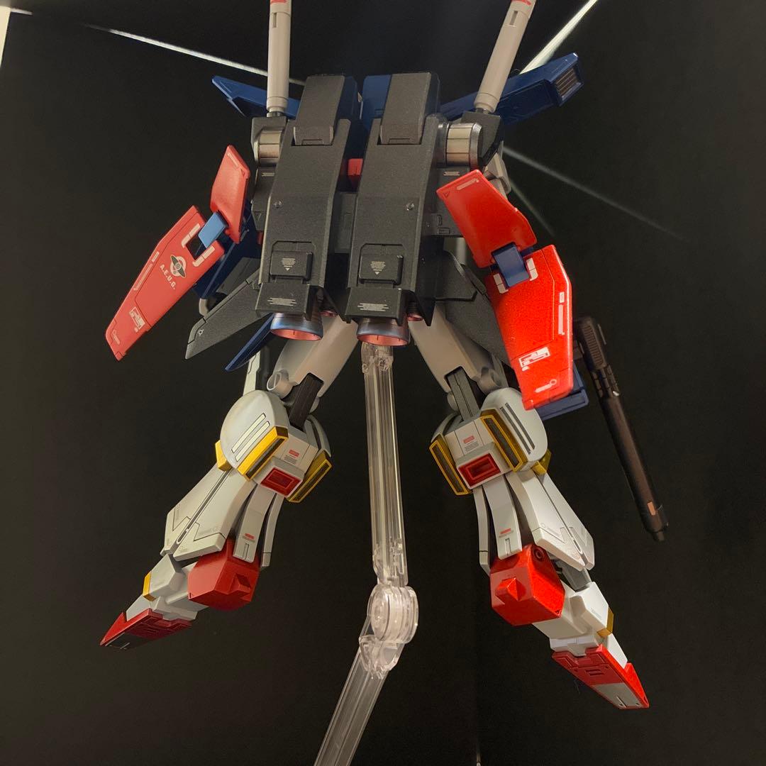 ガンプラ完成品　HG ZZガンダム全塗装スタイル改修　完成品　発光ギミック