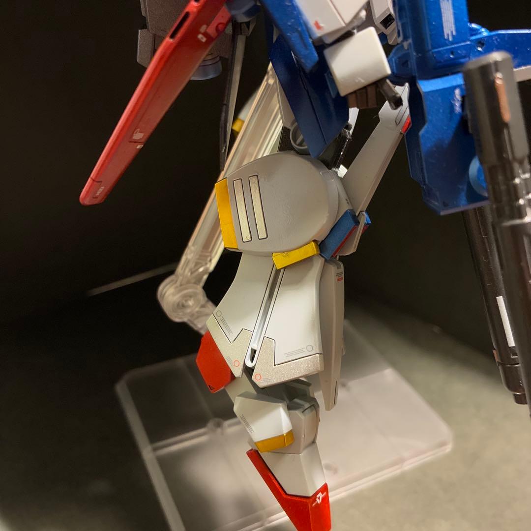 ガンプラ完成品　HG ZZガンダム全塗装スタイル改修　完成品　発光ギミック