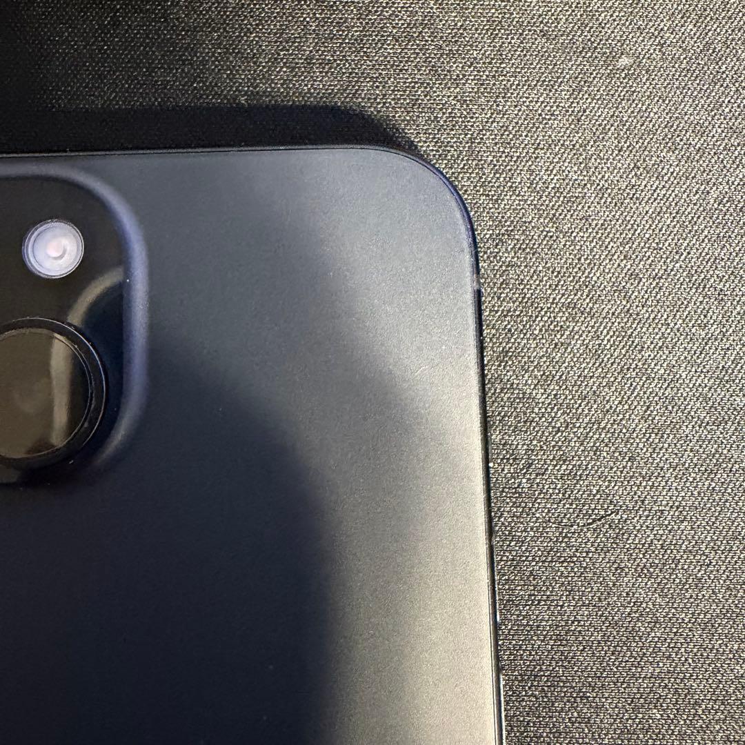 SIMフリー iPhone15 Black ブラック 128GB おまけ付