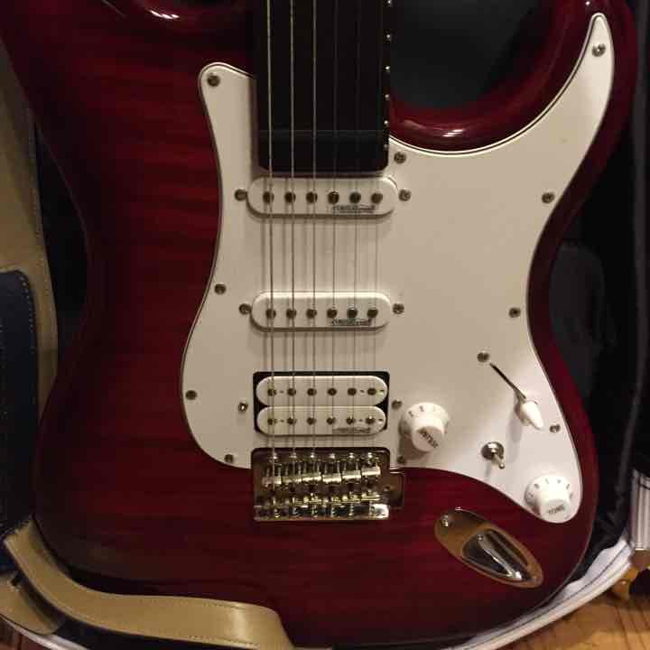 ギター エレキギター 【ケース付き】