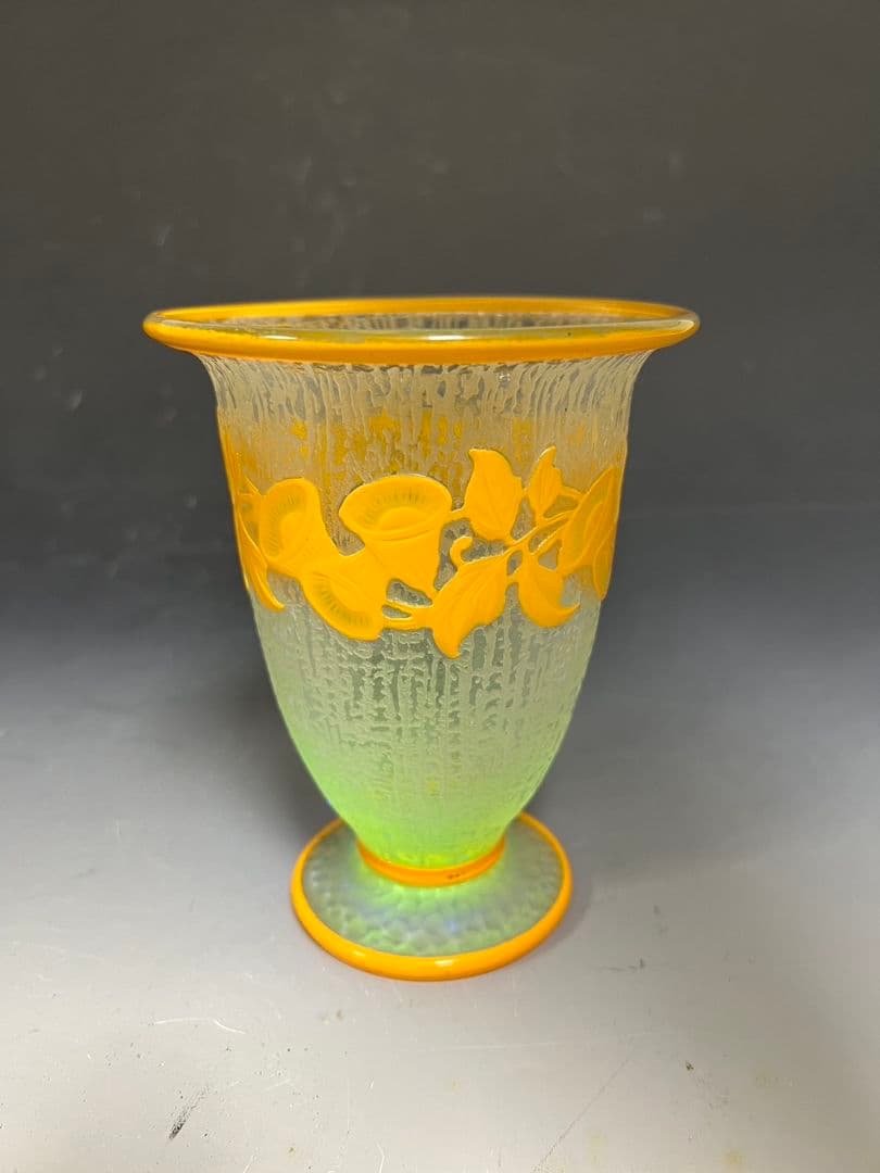 ドーム ナンシー Daum Nancy 蔓草連続文花入　本物保証