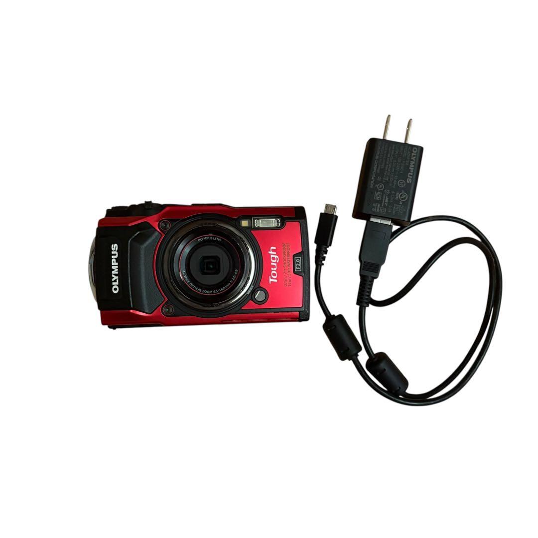 OLYMPUS オリンパス　TG5 防水カメラ　充電器付き