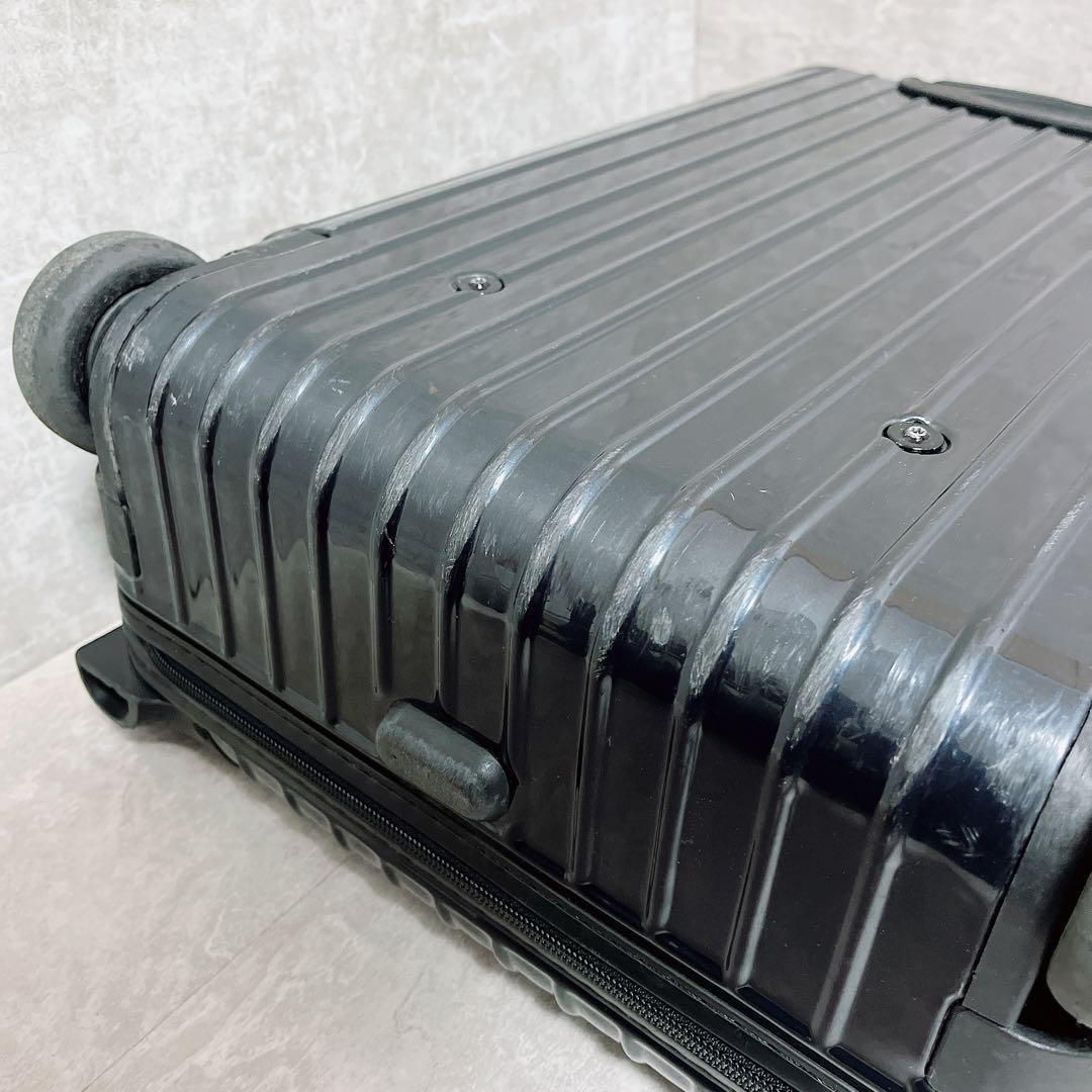 RIMOWA リモワ　サルサ　857.52　2輪　35L 機内持込可能