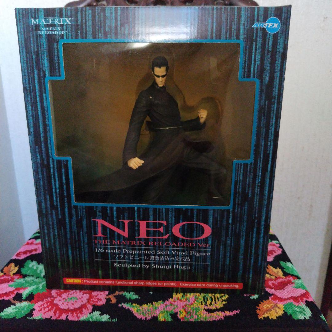 ★『マトリックス』1/6スケールフィギュア　ネオ キアヌ・リーヴス