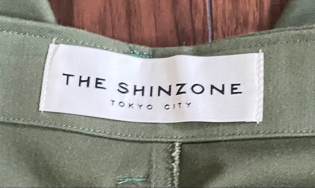 【新品未使用タグ付き】The Shinzone ベイカーパンツ　size34