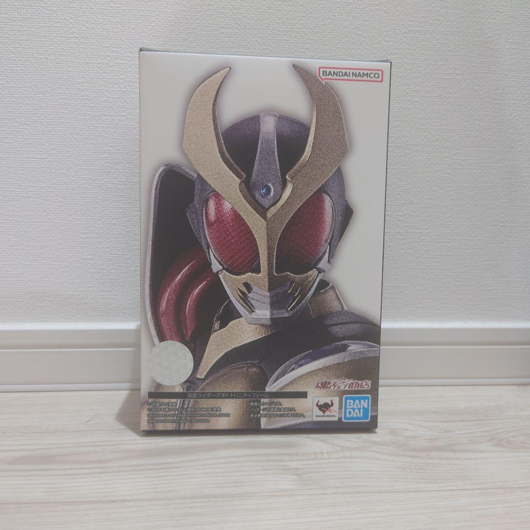 S.H.Figuarts（真骨彫製法） 仮面ライダーアギト トリニティフォーム