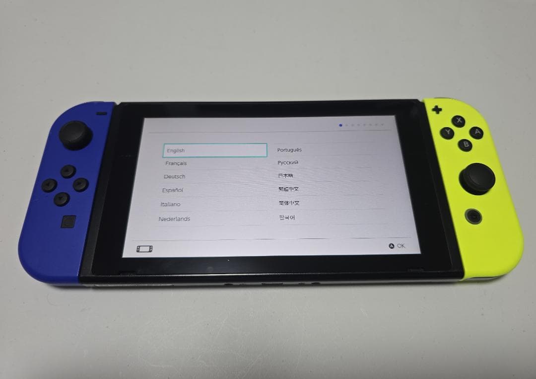 Nintendo Switch 本体 青・黄 Joy-Con付き