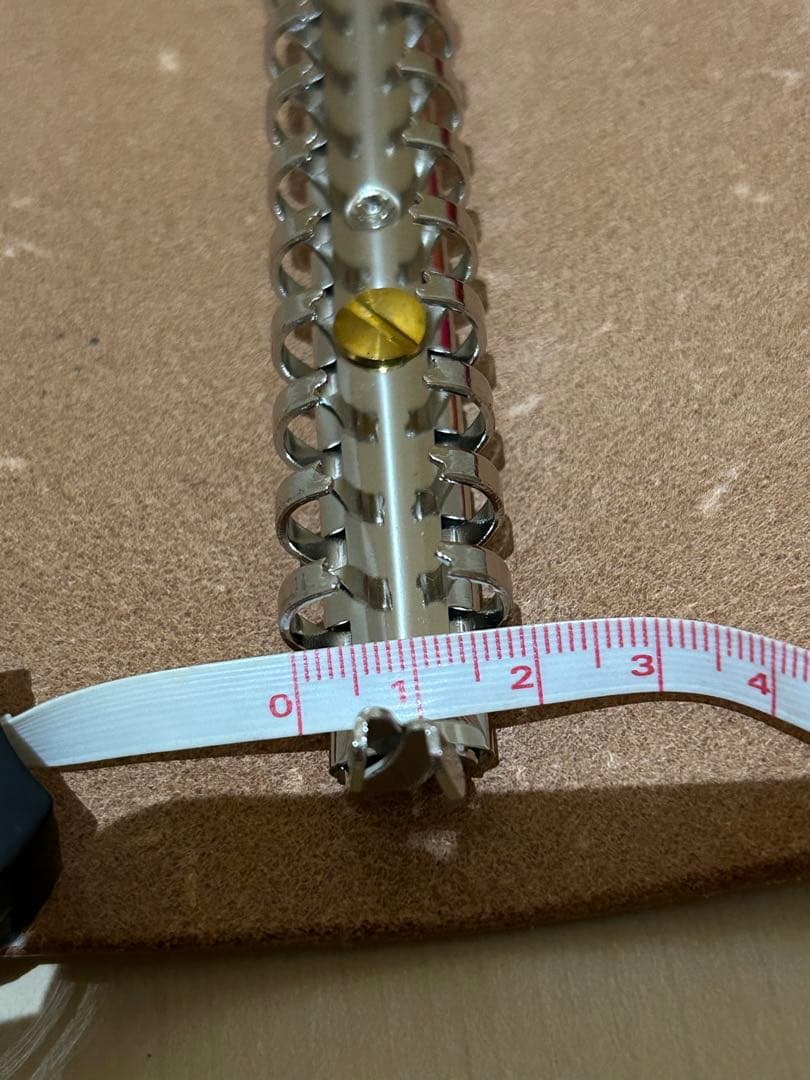 【真鍮と本革のルーズリーフバインダー　A4サイズ】　レザー　ヌメ革