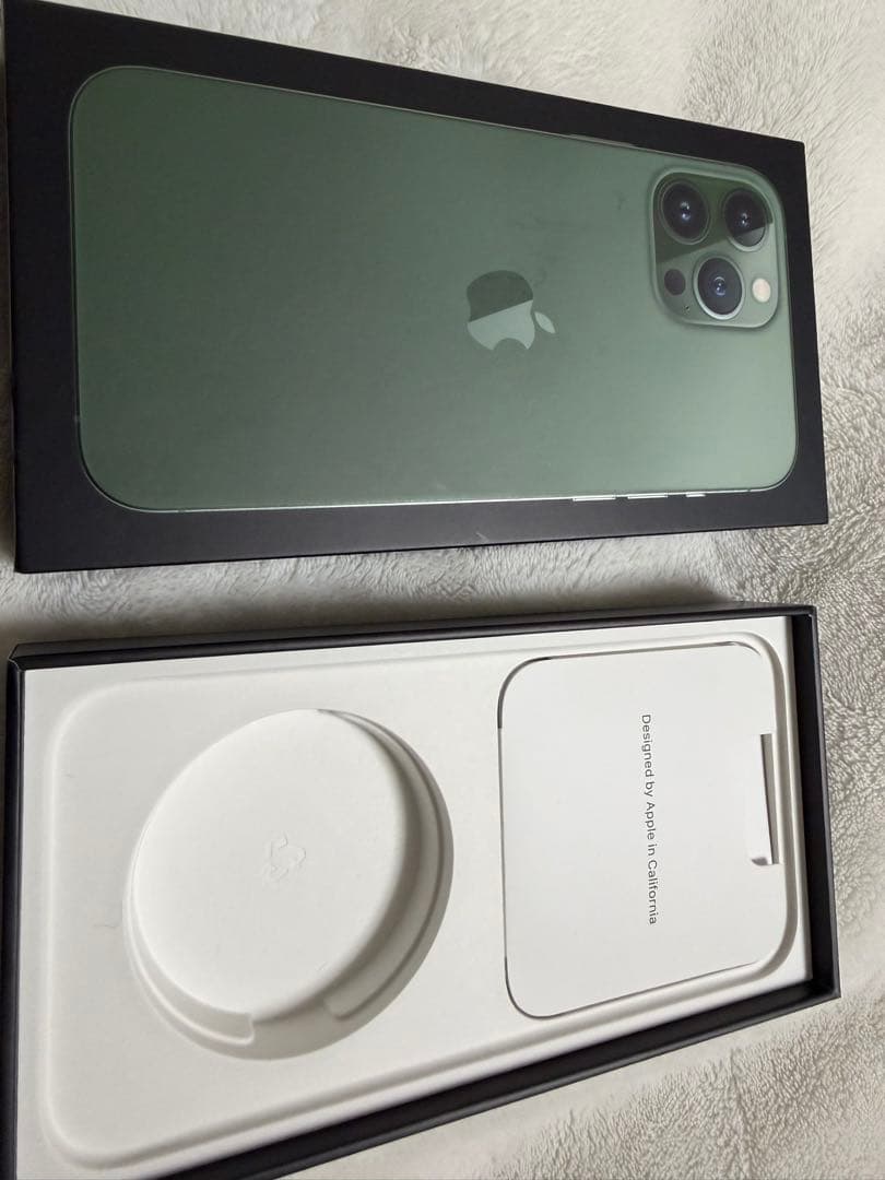 Apple iPhone13Pro Max 256GB アルパイングリーン