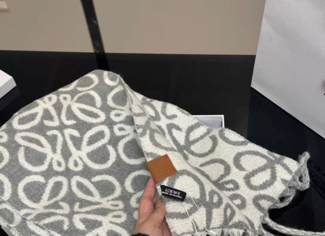 LOEWE ロエベ アナグラム マフラー グレー 180×30cm