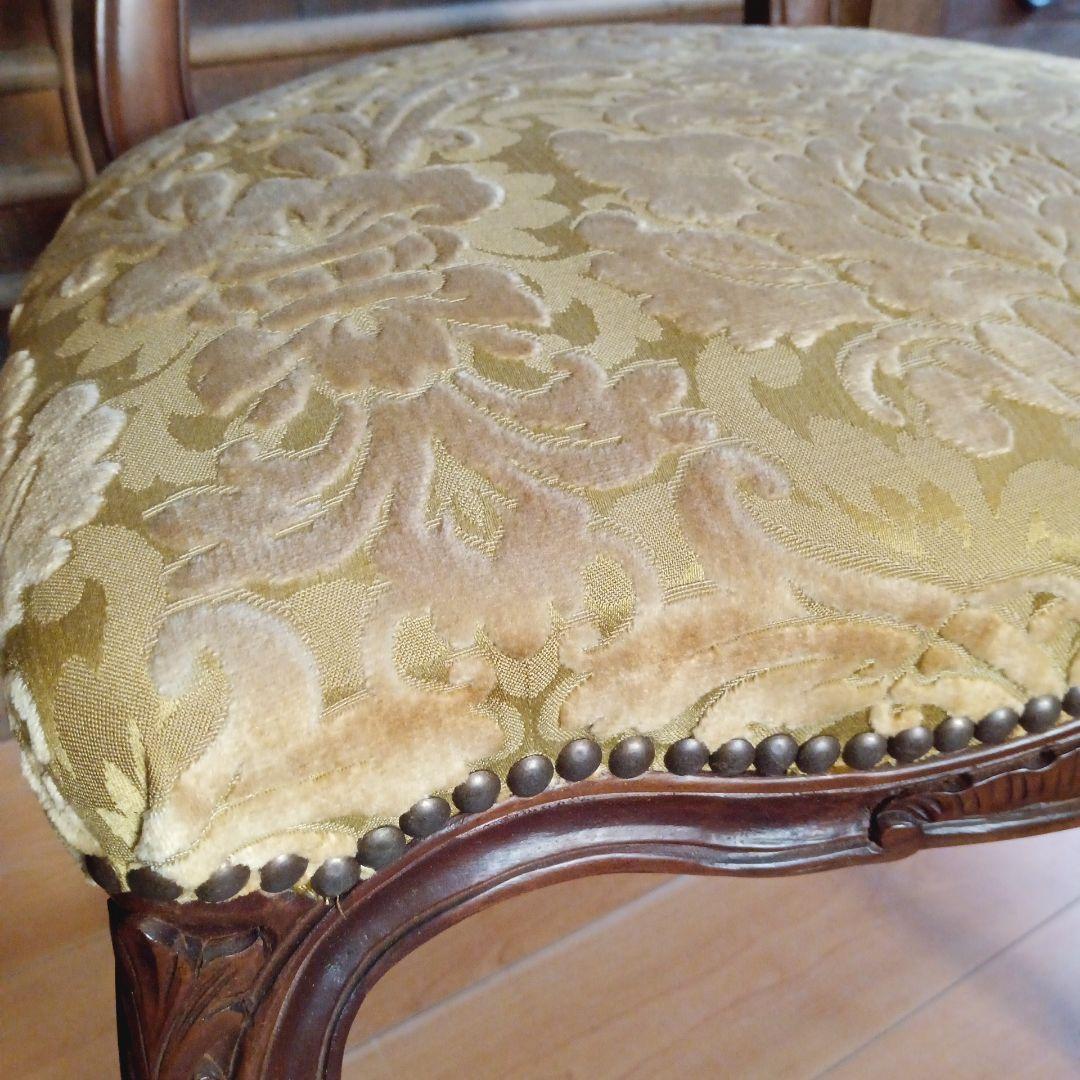 椅子２脚セット　ヴィクトリア時代のロココ・リバイバル• 麻布張りスプリング椅子