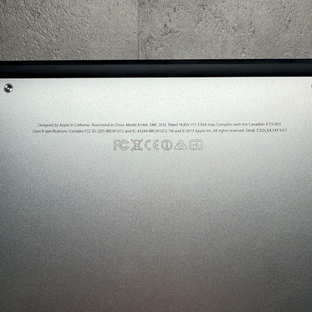 MacBook Air 13インチ Late 2013 / Early 2014