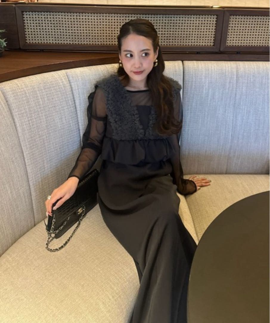 オケージョン　ボリュームチュールペプラムドレス　チャコール