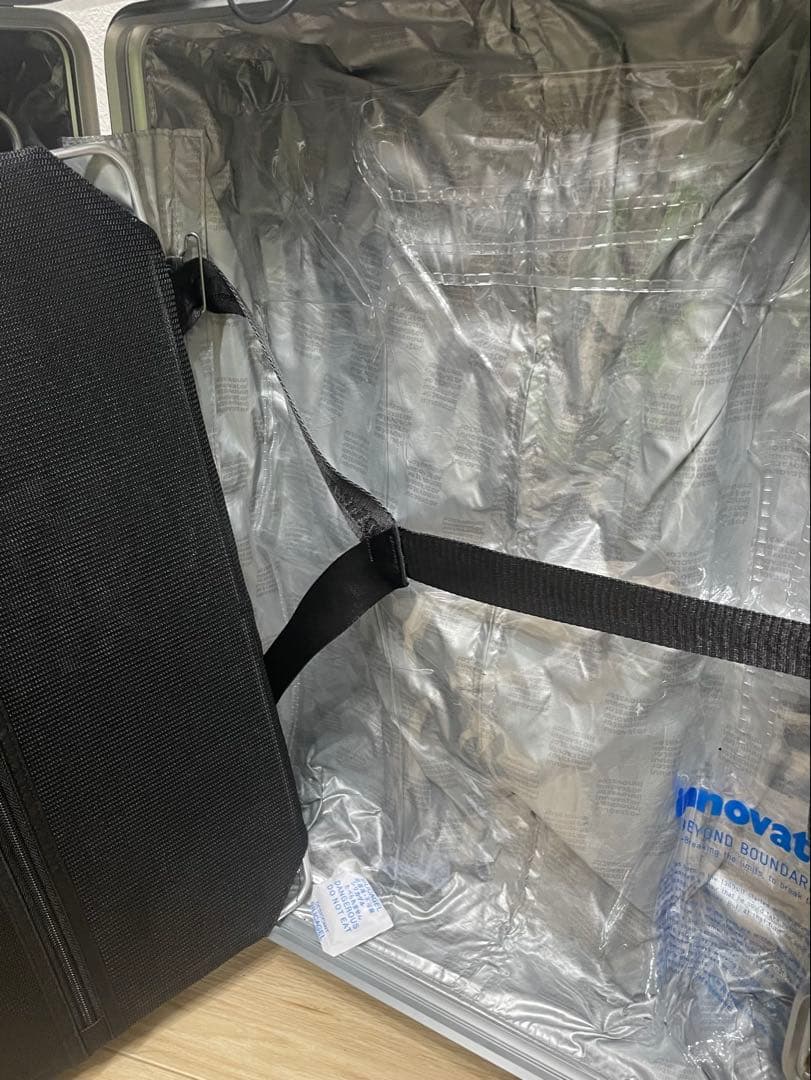 t*s様 innovator アルミ スーツケース 36L INV1811STP