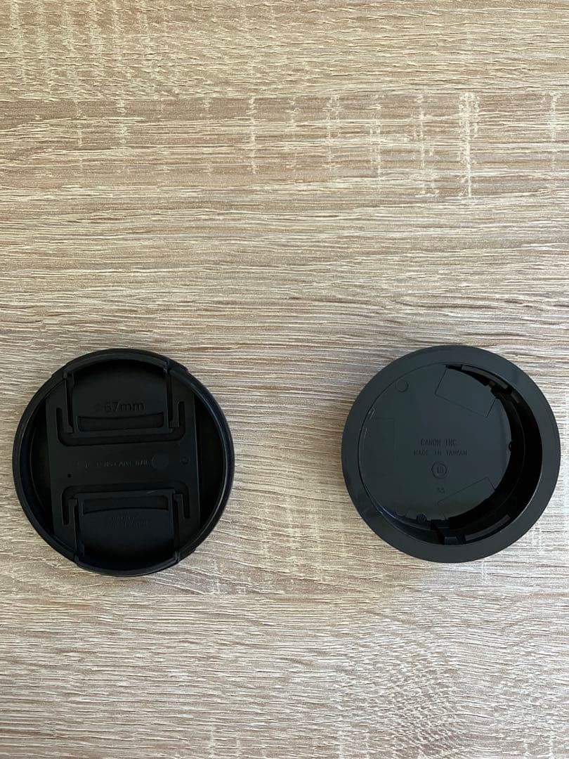 S • Canon EF 70-300mm