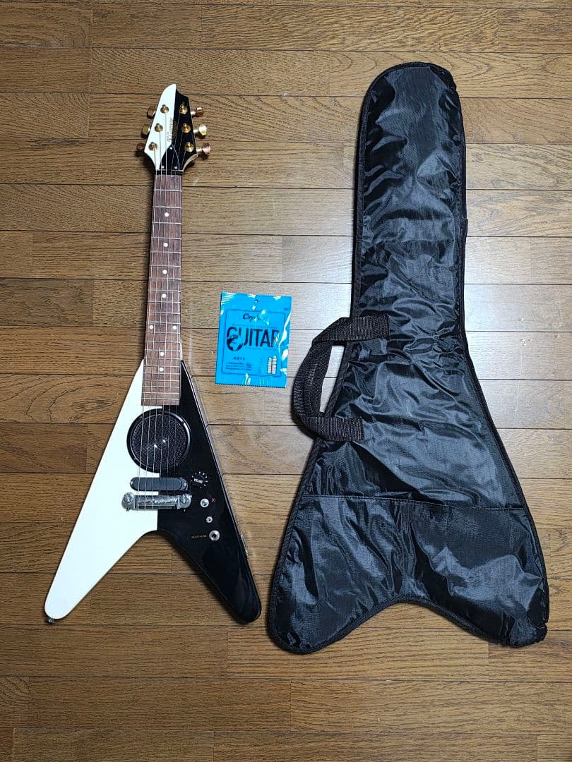 K-GARAGE スピーカー付ミニエレキギター FVタイプ SFV-180