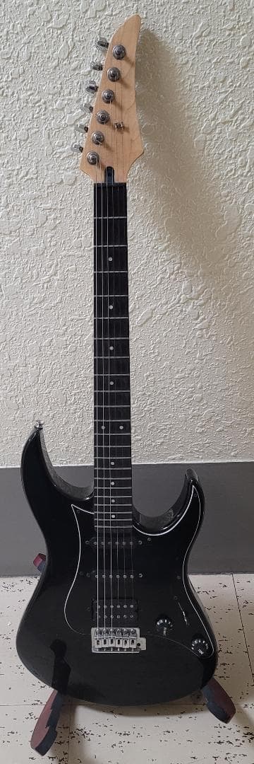 ヤマハ・エレキギター（ジャンク）