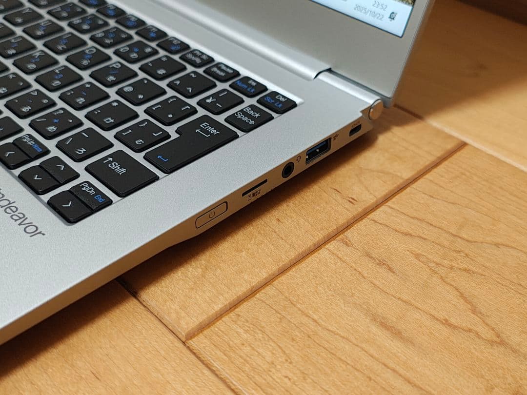 ☆美品☆ EPSON NA710 Core i7 512GB Office