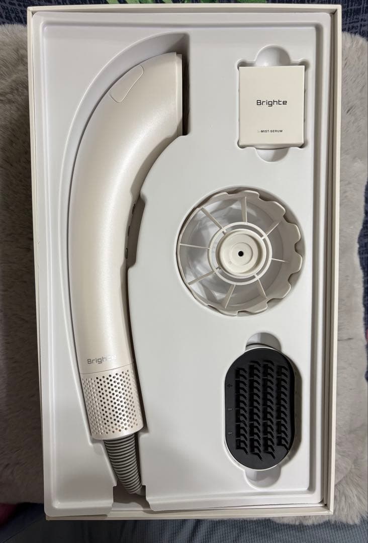 Brighte シャワードライヤー ホワイト美品