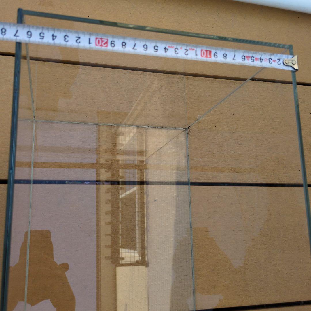 アクリル水槽 約60cm x 30cm x 30cm