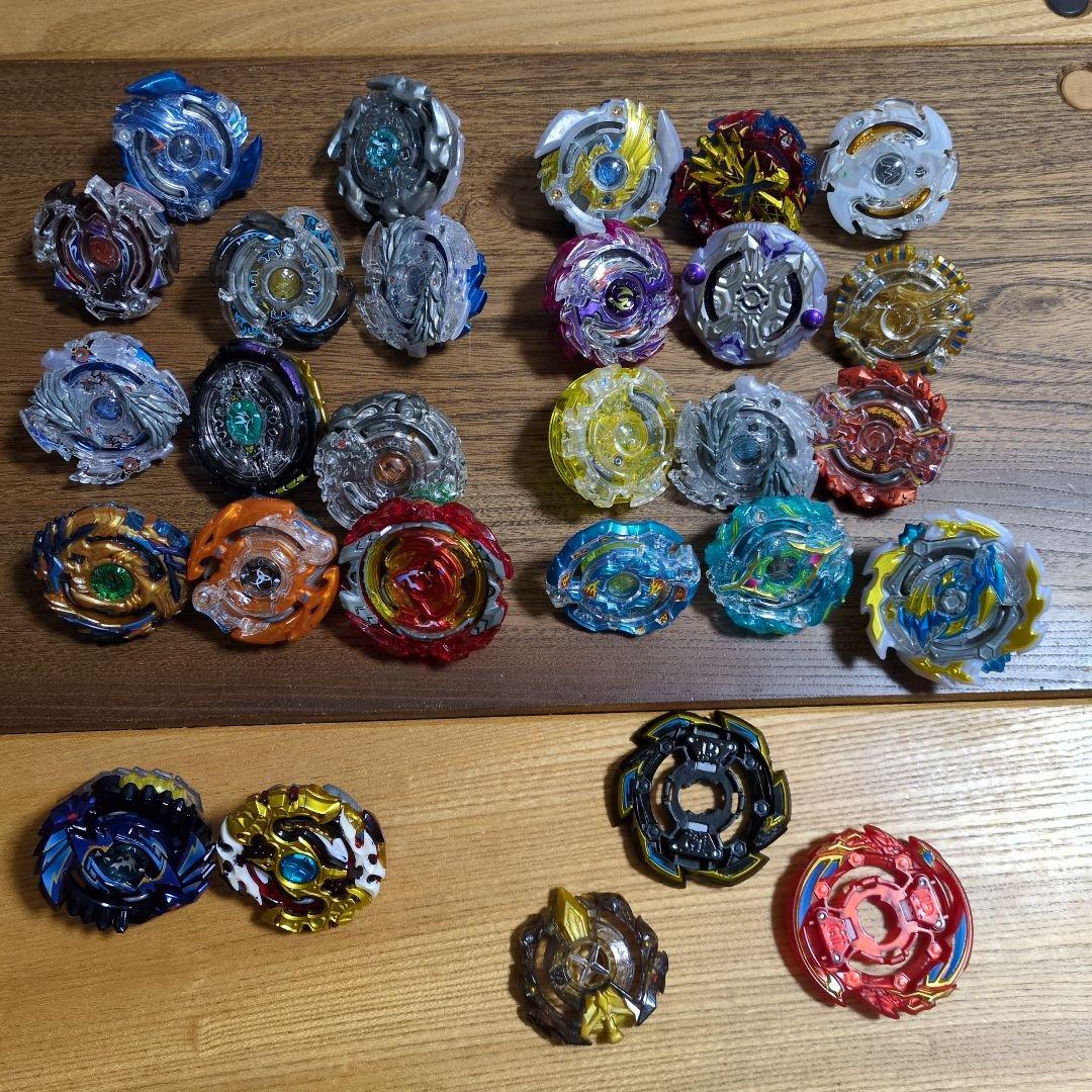 【１個追加しました　2枚目】ベイブレード　まとめ売り　２５個＋１個