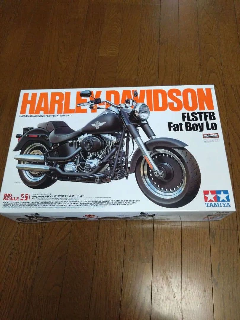 TAMIYA ハーレーダビッドソン　ファットボーイロー 1/6スケール