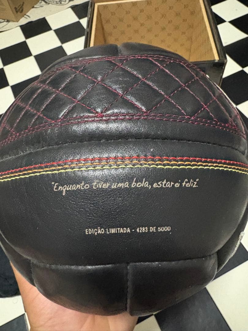 NIKE×ロナウジーニョサッカーボール限定版