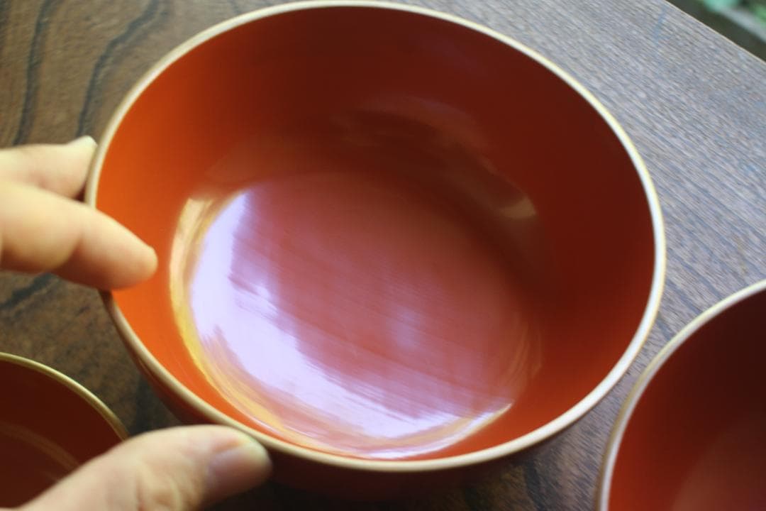 時代逸品！時代金縁朱漆に極上牡丹蝶螺鈿蒔絵の映えるお椀2点（検輪島塗蒔絵椀雑煮椀