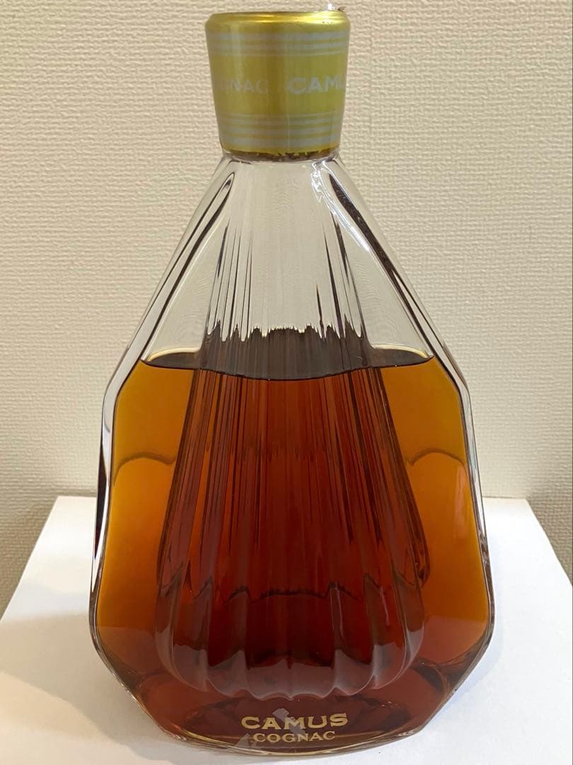 CAMUS コニャックマルキーズ 700ml