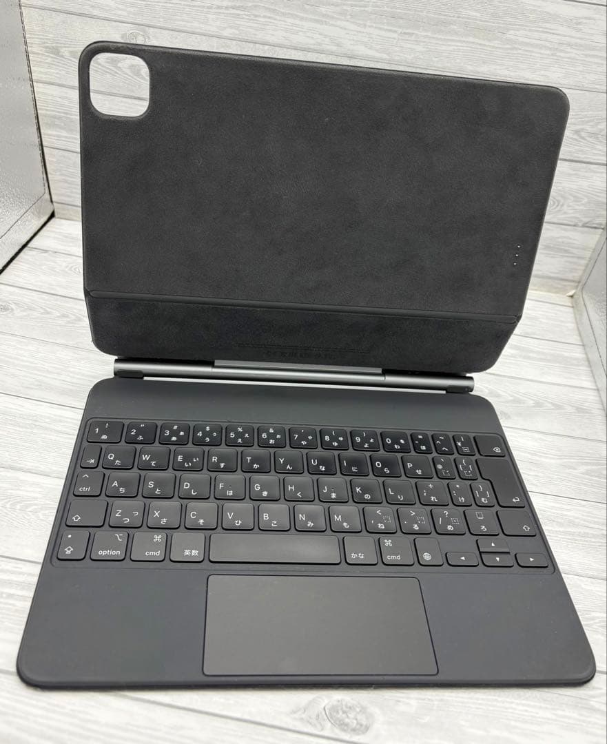 iPad Pro M2 11インチ 256GBとMagic Keyboard