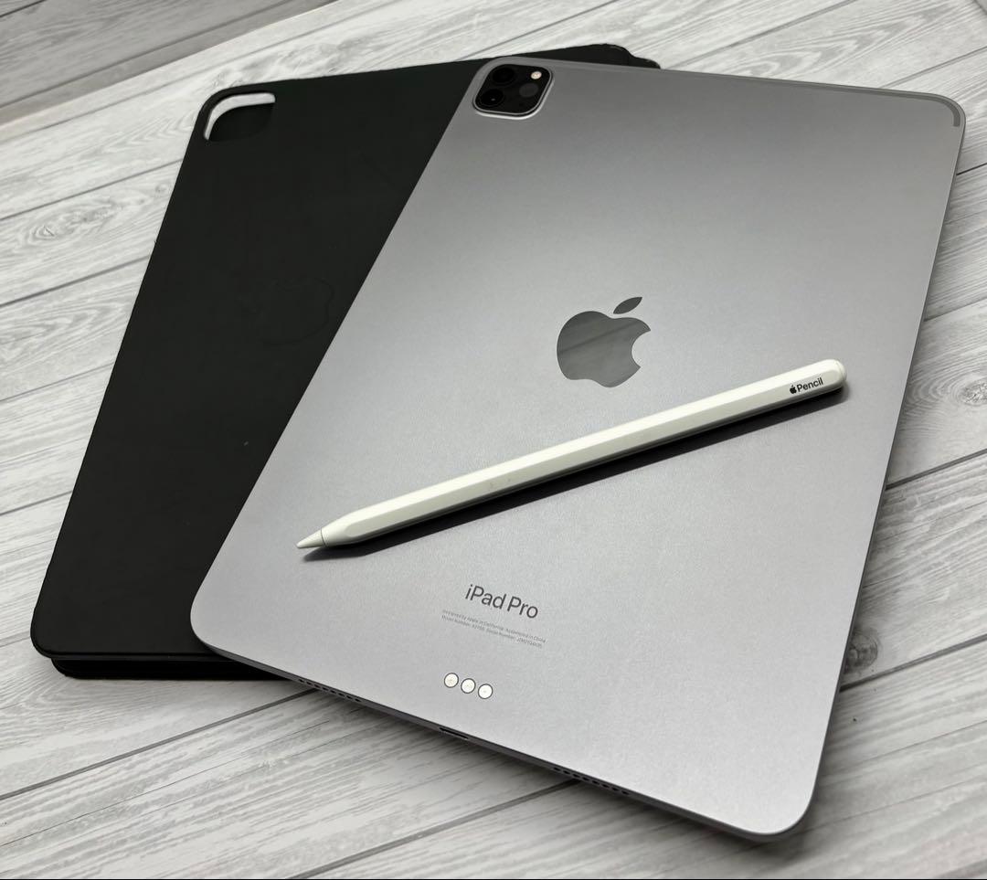 iPad Pro M2 11インチ 256GBとMagic Keyboard