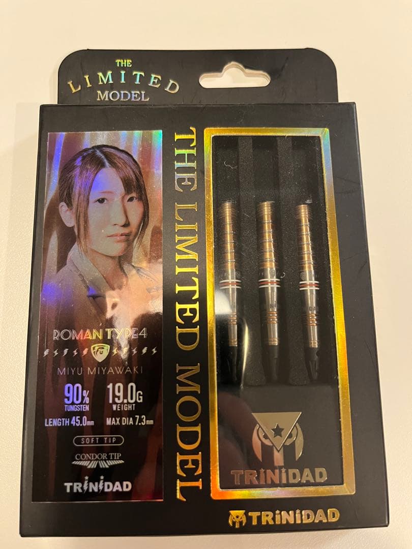 THE LIMITED MODEL宮脇実由モデル