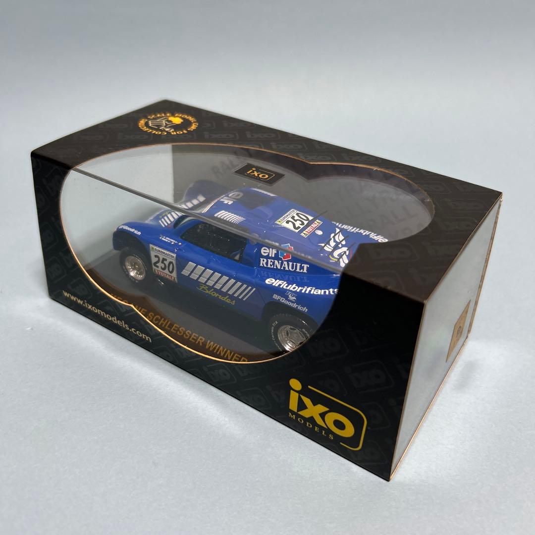 ixo•1/43•シュレッサー ルノー メガーヌ•パリダカ2000優勝車