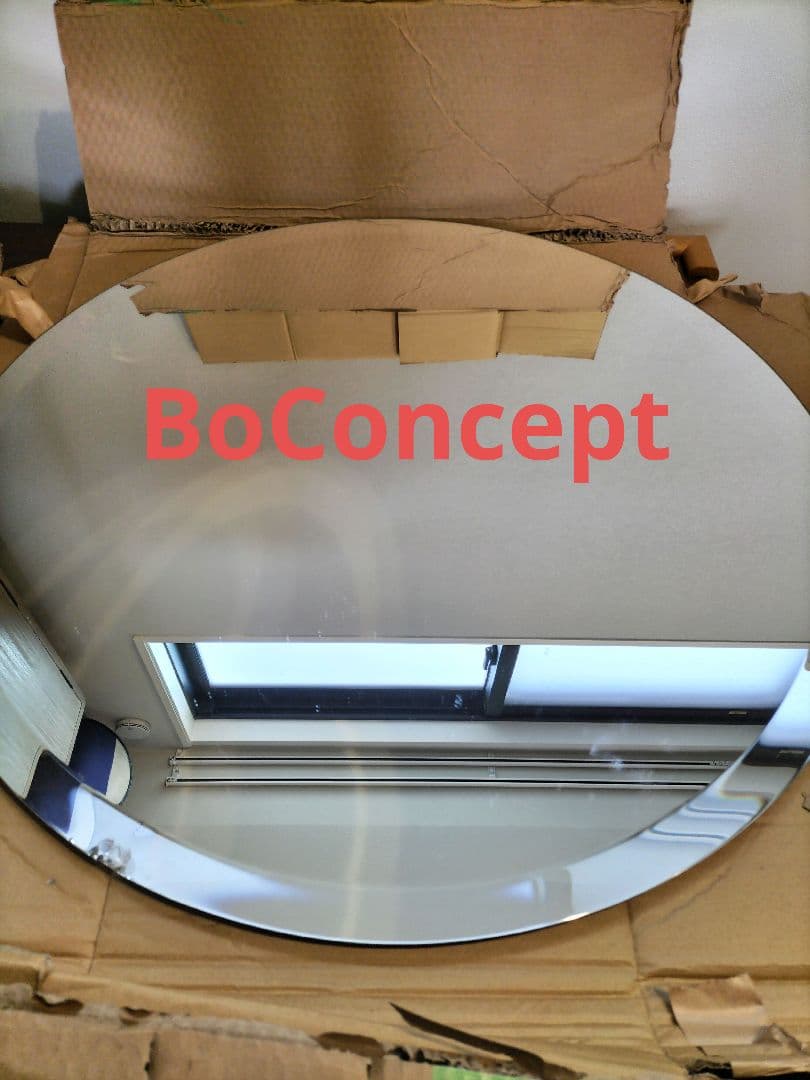 BoConcept　ウォールミラー　※割れあり