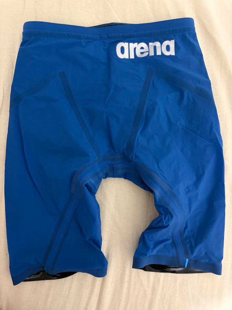 arena アクアフォースストーム　Mサイズ