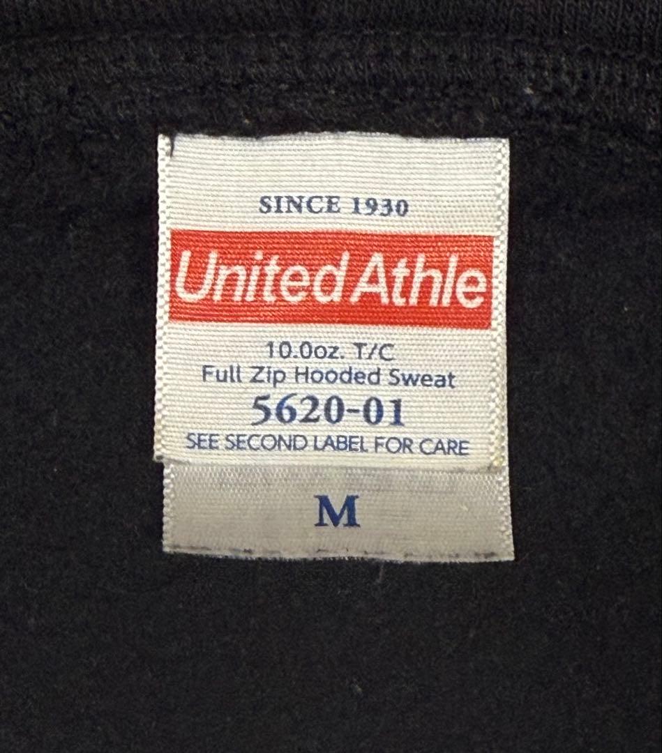 BAND-MAID バンドメイド　CONQUEROR ロゴプルジップパーカー