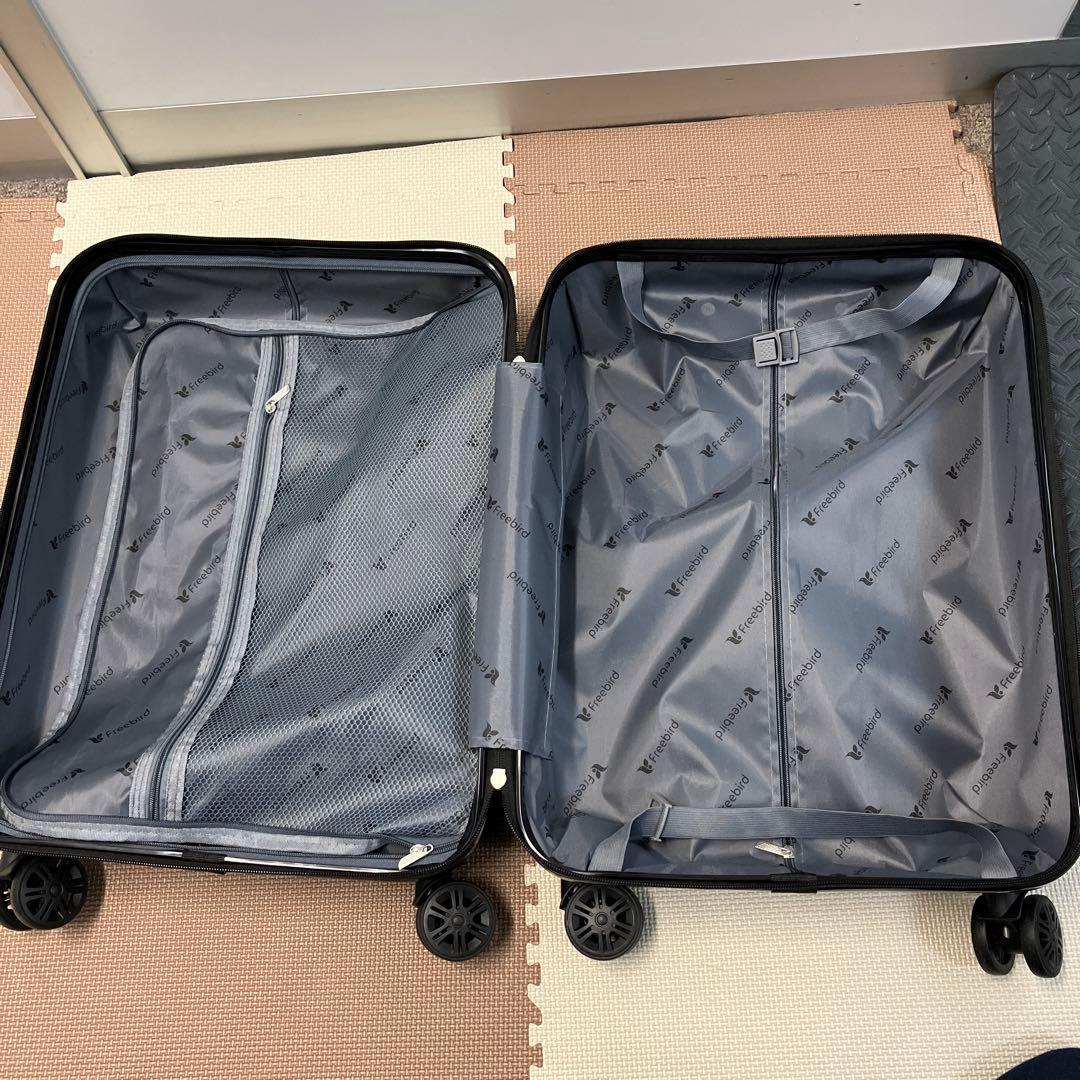 Porsche シルバー キャリーケース