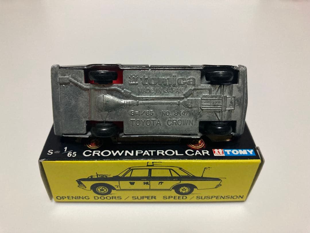 トミカ　日本製　クラウン　パトロールカー　1Aホイール　赤色灯Bタイプ　シール付